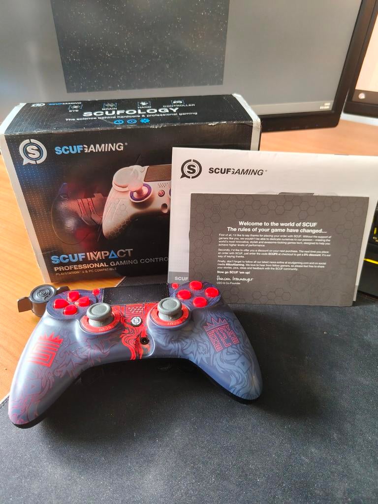 SCUF IMPACT Controller voor PlayStation 4, Ophalen of Verzenden, Zo goed als nieuw, Controller, PlayStation 1