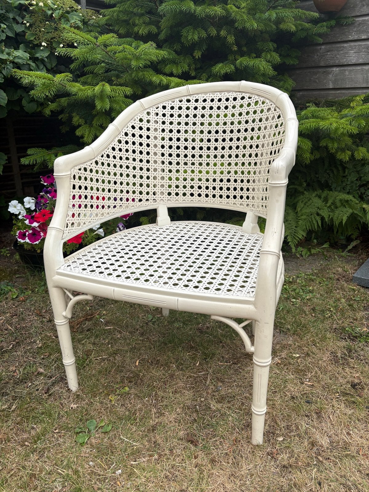 Vintage rotan stoel met bamboe-look frame, Ophalen, Gebruikt, Wit, Hout