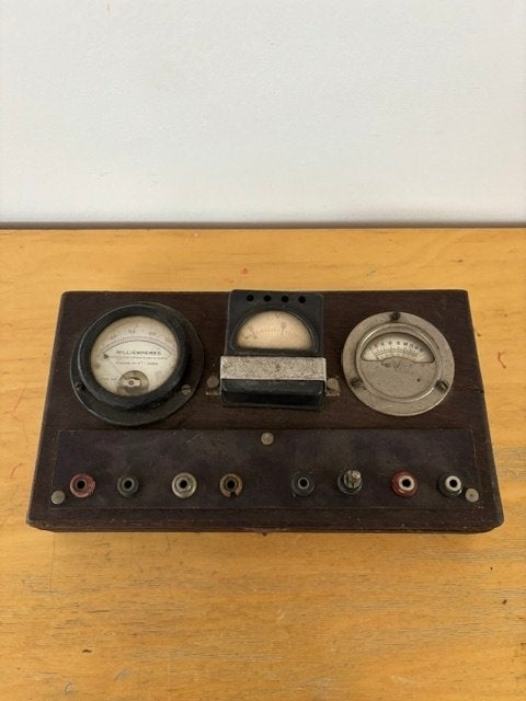 Vintage Elektrisch Meetinstrument in Houten Kist, Ophalen