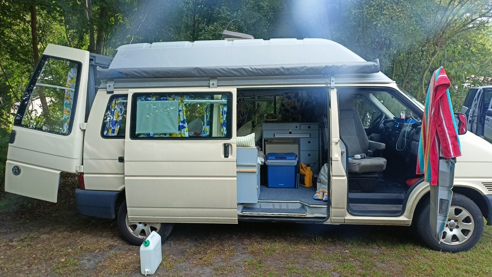 VW T4 1.9 Turbo Diesel Camper uit 1997 -, Caravans en Kamperen, Campers, Buscamper of Camperbus, Volkswagen, Tot en met 2, Particulier