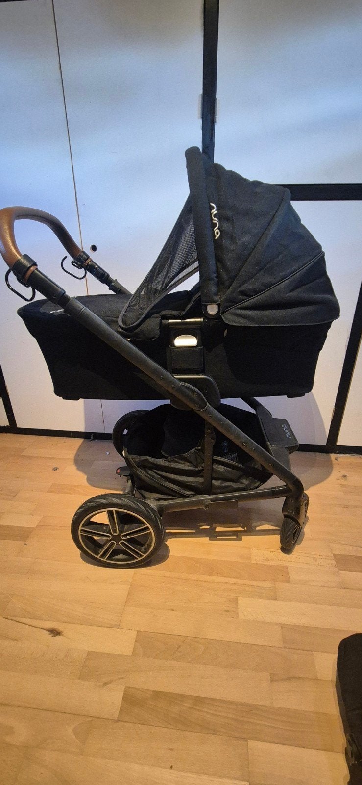 Nuna Mixx Next combiwagen met reiswieg en autostoel, Kinderen en Baby's, Gebruikt, Combiwagen, Met reiswieg, Ophalen