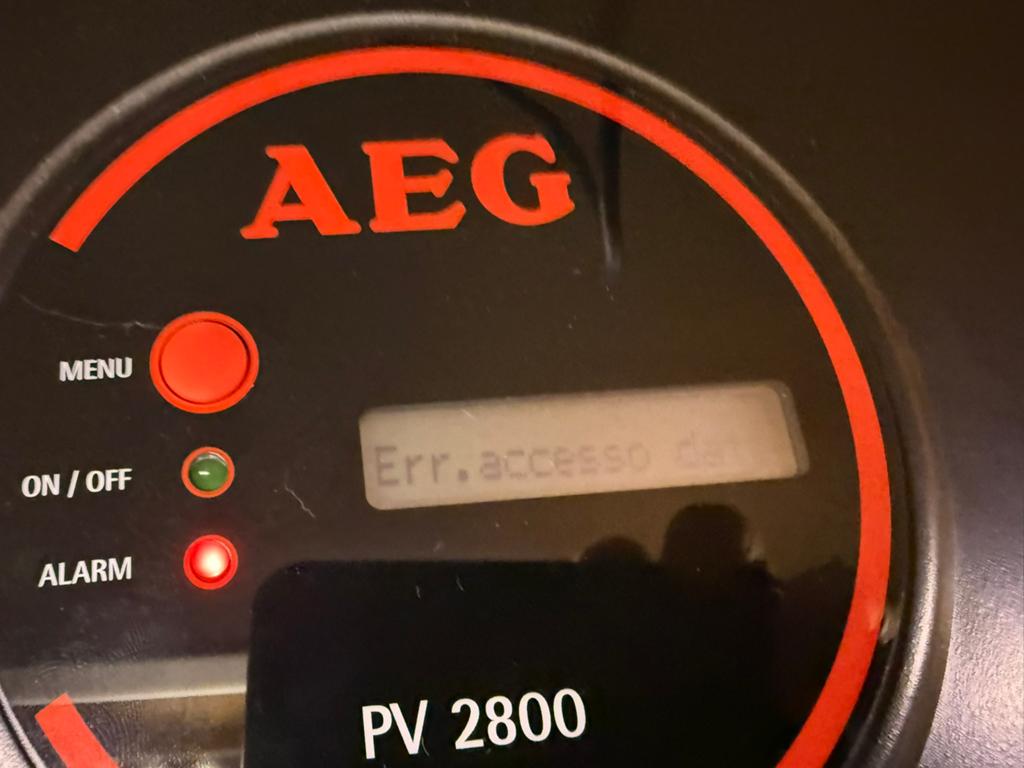 AEG 2800 inverter PV omvormer (defect), Ophalen of Verzenden, Gebruikt