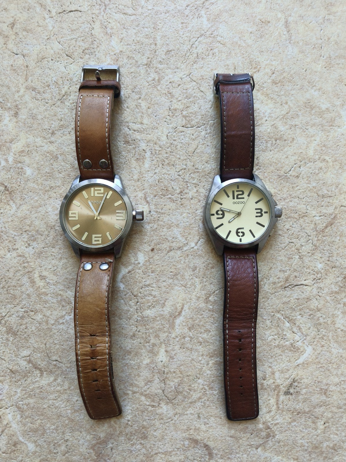 Twee Oozoo horloges met leren band, los of samen, Ophalen of Verzenden, Gebruikt, Overige merken