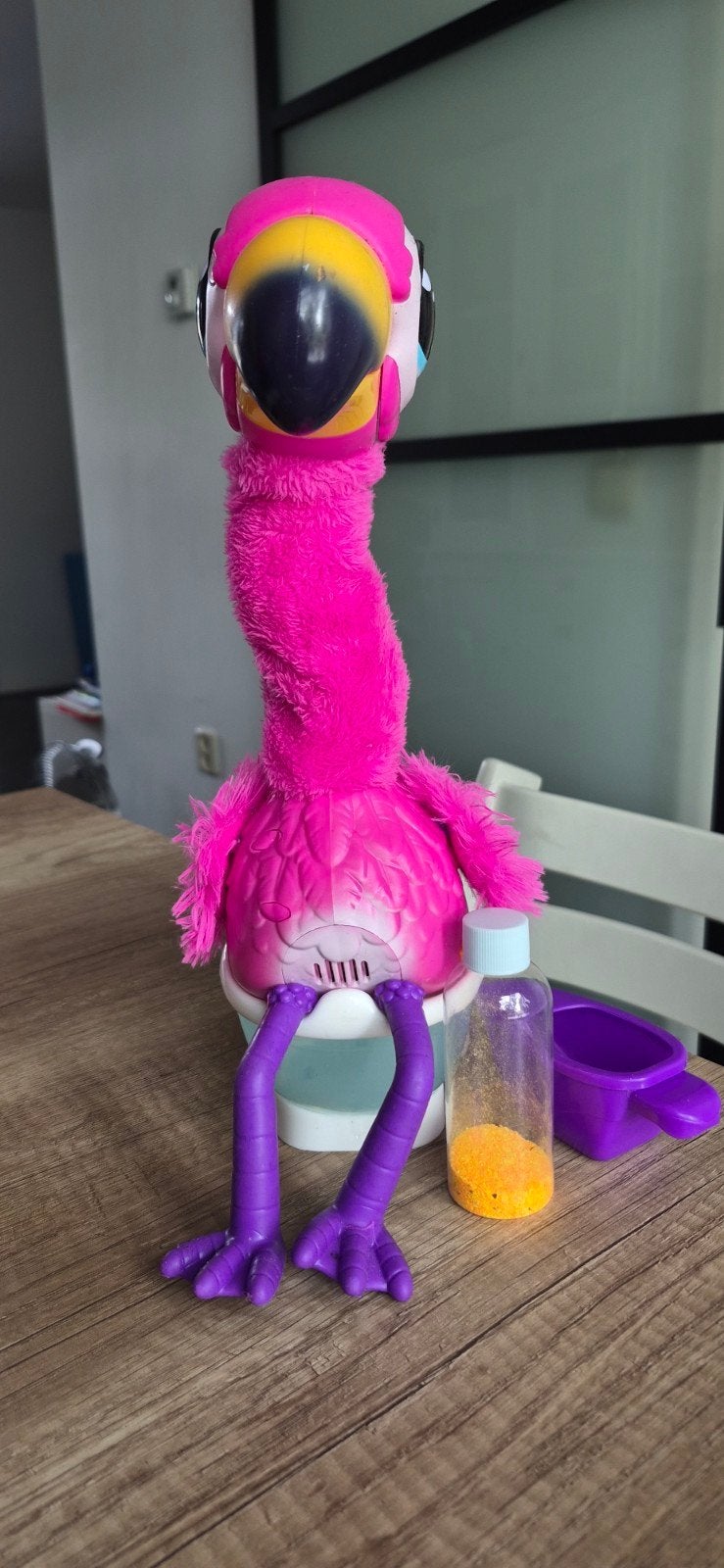 Gotta go flamingo, Ophalen of Verzenden, Zo goed als nieuw
