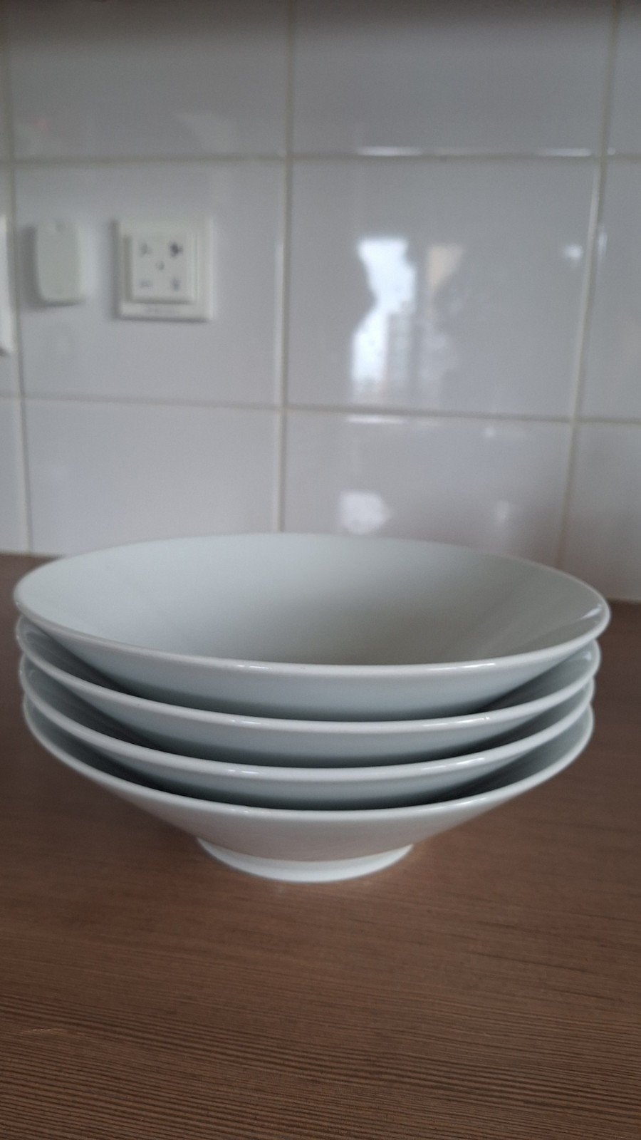 Set van 4 IKEA 365+ diepe borden, 22cm, wit, zo goed als ni, Porselein of Keramiek, Schaal, Vaatwasserbestendig, Rond