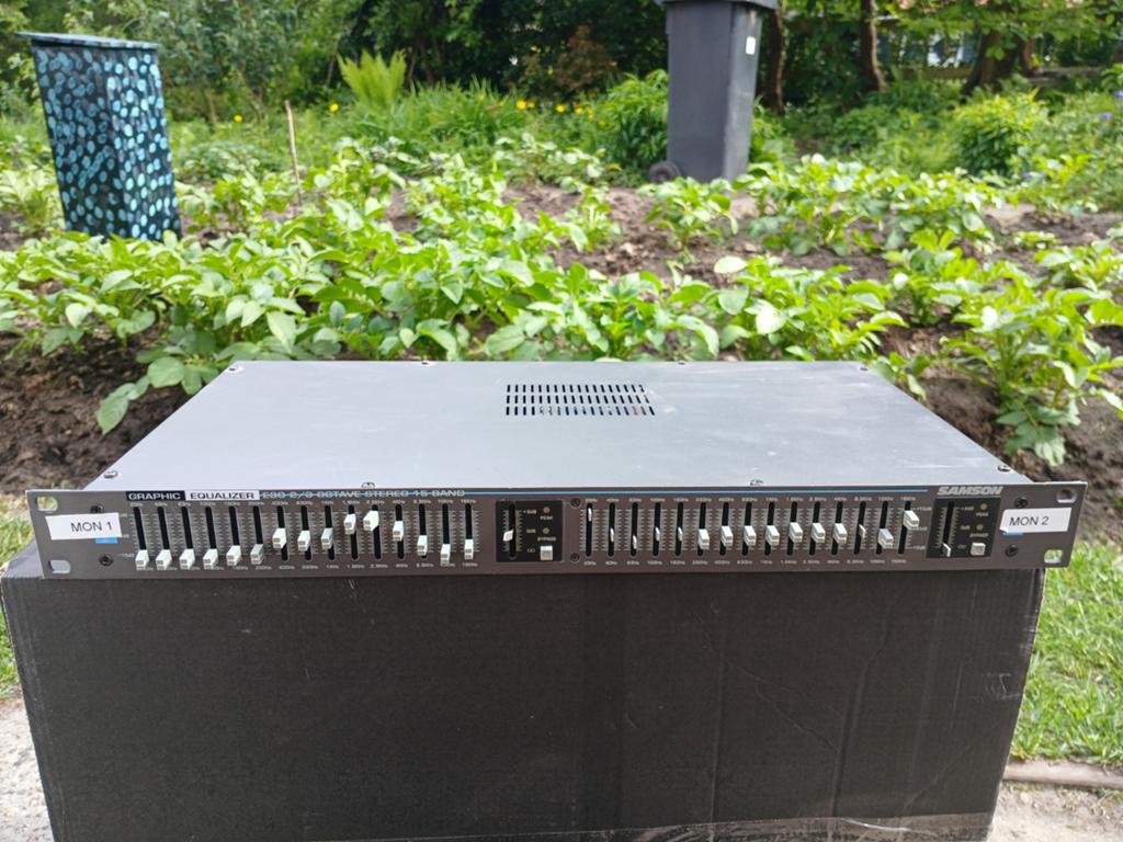 Samson S.E30 Graphic Equalizer - Stereo 15-Band, Muziek en Instrumenten, Effecten, Gebruikt, Equalizer, Ophalen of Verzenden