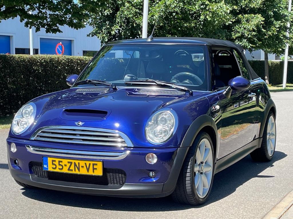 Mini Cabrio R52: 1.6 16V Cooper S AUTOMAAT 2005, Zwart, Cabriolet, 4 stoelen, 205 pk
