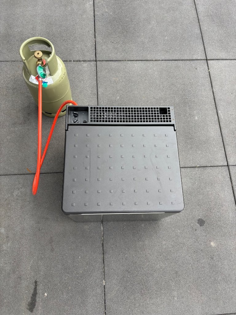 Gas koelbox, Ophalen of Verzenden, Zo goed als nieuw, Koelbox, Compressor