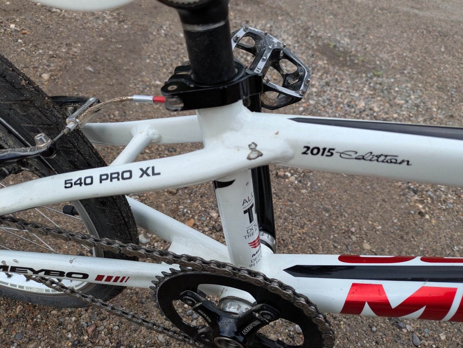 Meybo Pro XL (540 mm) BMX Racefiets – Model 2015 – Wit, Ophalen, Gebruikt, Velgrem, Meybo