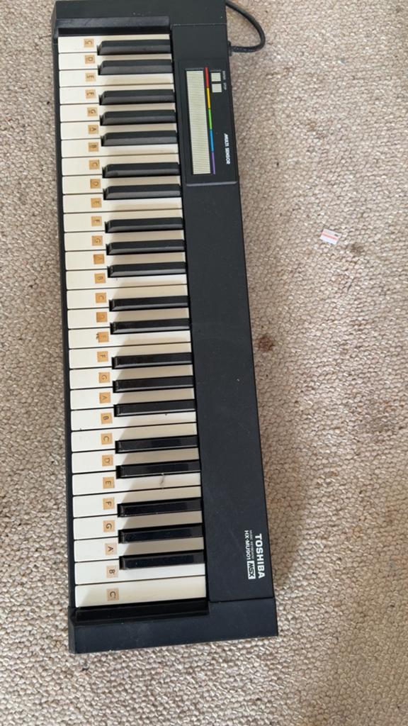Vintage Toshiba MSX Keyboard - Zeldzaam en Functioneel, Muziek en Instrumenten, Keyboards, Ophalen, Gebruikt, 49 toetsen, Overige merken