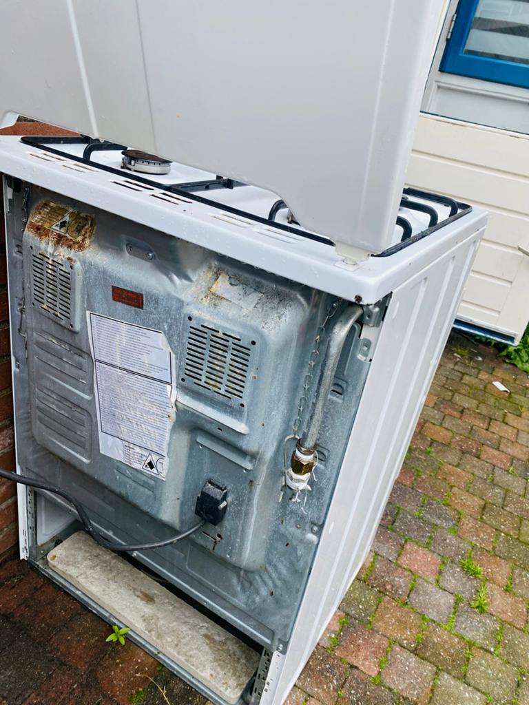 Beko gasfornuis met oven - Werkt uitstekend, Witgoed en Apparatuur, Ophalen, Gebruikt, 4 kookzones, Gas