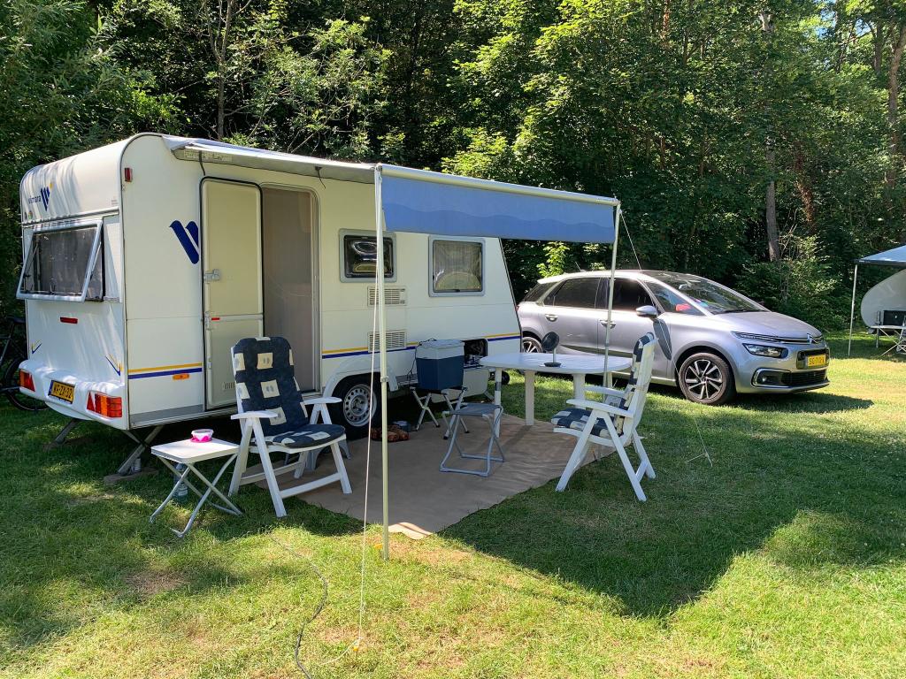 Vimara (Knaus) 400TK, Standaardzit, Schokbreker, Particulier, Knaus