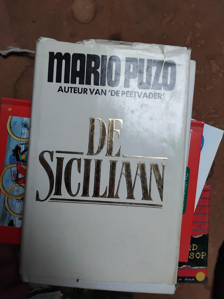 De Siciliaan - Mario Puzo (auteur van 'De Peetvader'), Ophalen of Verzenden, Gelezen, Mario Puzo, Nederland