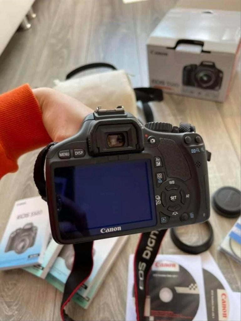 Canon EOS 550D spiegelreflexcamera, Audio, Tv en Foto, Fotocamera's Digitaal, Ophalen of Verzenden, Zo goed als nieuw, Spiegelreflex