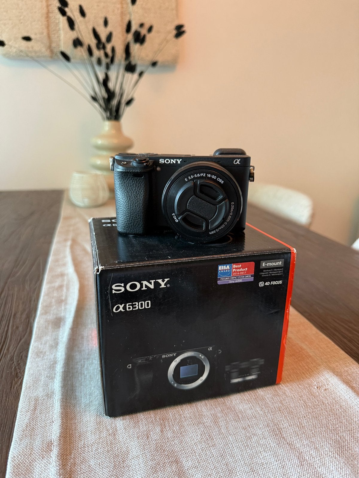 Sony A6300 + Kitlens 16-50mm | SLECHTS 2350 CLICKS!, Ophalen, Zo goed als nieuw, Systeemcamera, Sony