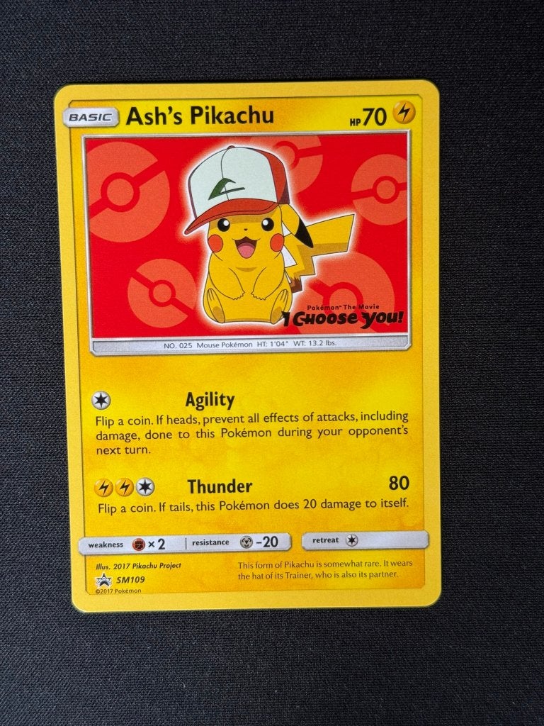 Ash's Pikachu SM109 - Promo - #1, Ophalen of Verzenden, Zo goed als nieuw, Losse kaart