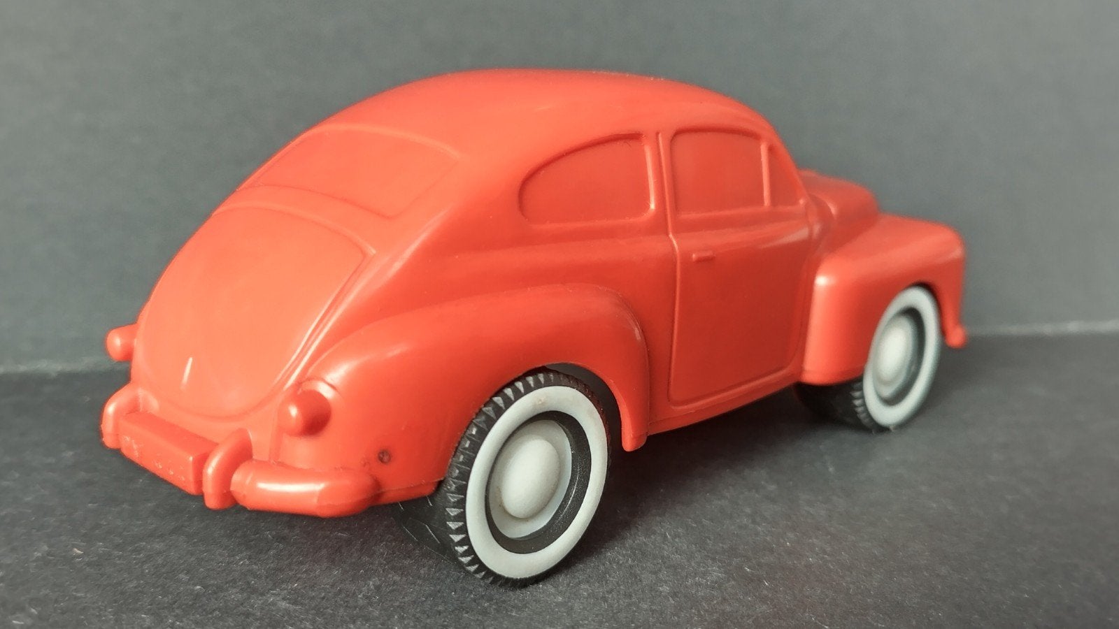 Volvo PV 444 1:32 Combiplay Alskog Design Red Pol, Overige merken, Auto, Verzenden, .