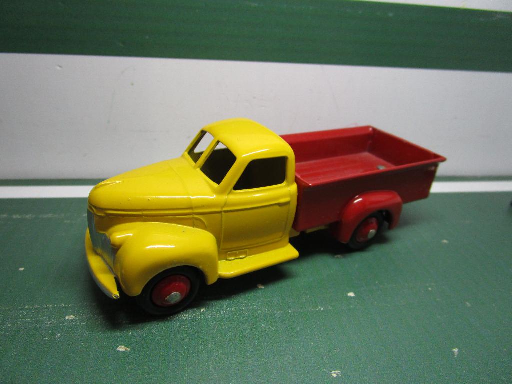 Dinky Toys Studebaker Atlas, Hobby en Vrije tijd, Modelauto's | 1:43, Gebruikt, Auto, Dinky Toys, Ophalen of Verzenden