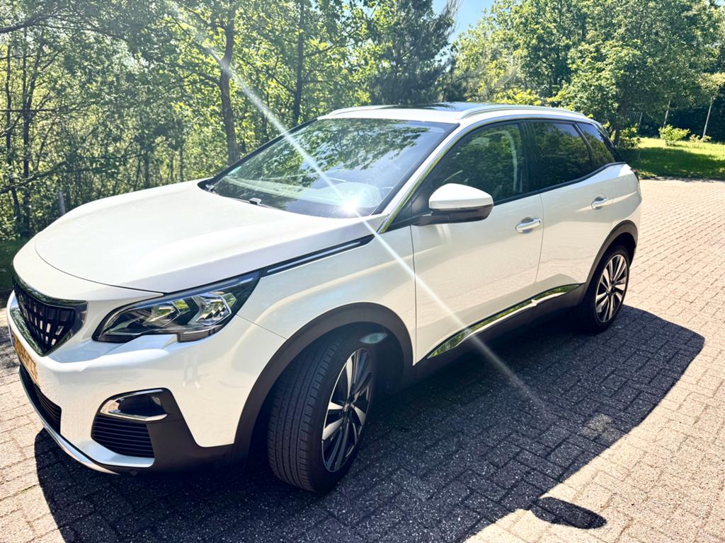 Peugeot 3008 EAT8 2020  Bliue Lease Premium Avantage S&S, Auto's, 15 km/l, 1295 kg, 1199 cc, Wit