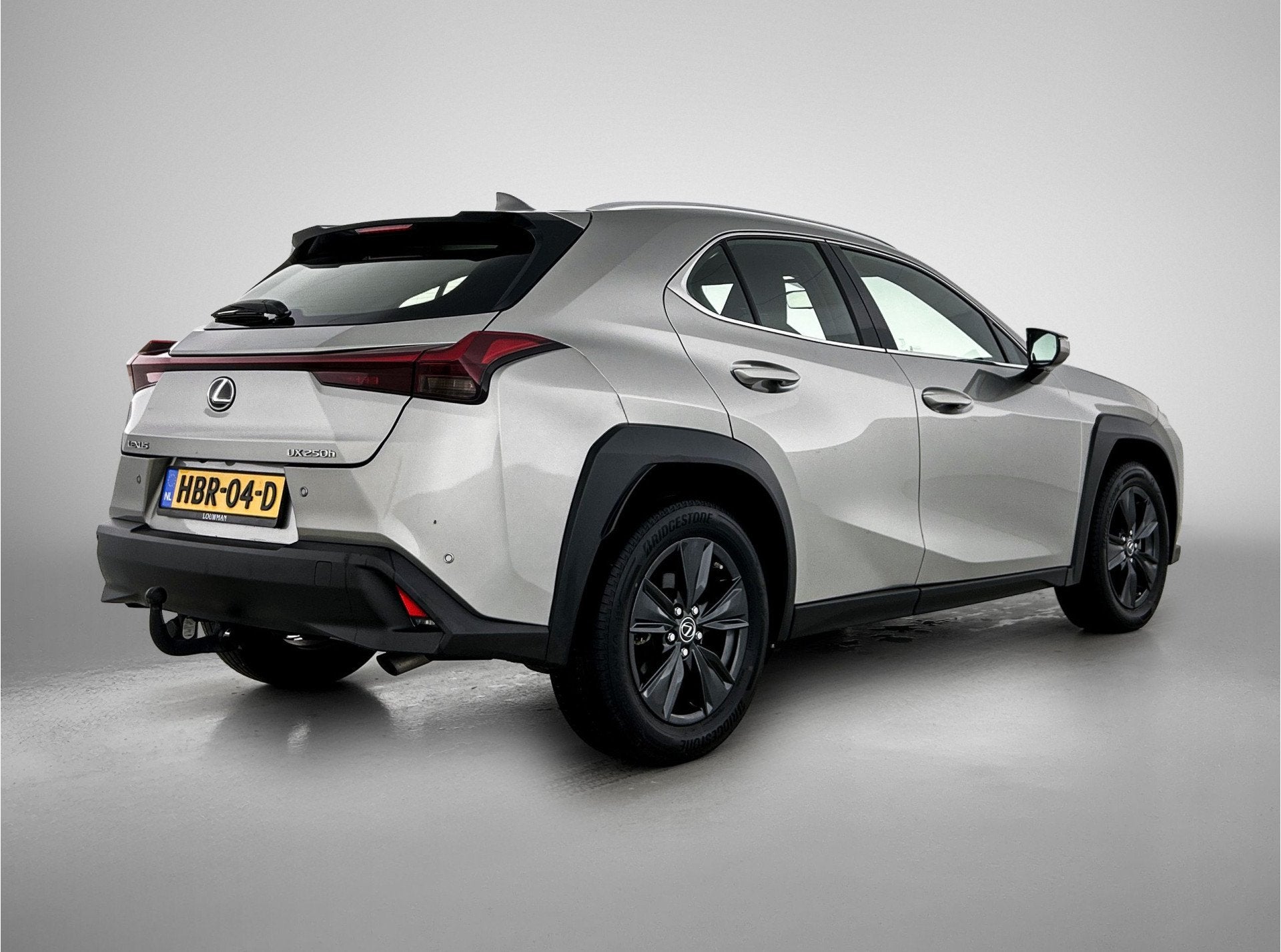 Lexus UX 250h Luxury Line | Trekhaak | PDC | BLS | Apple Car, Auto's, 12 maanden, Gebruikt, 4 cilinders, Leder