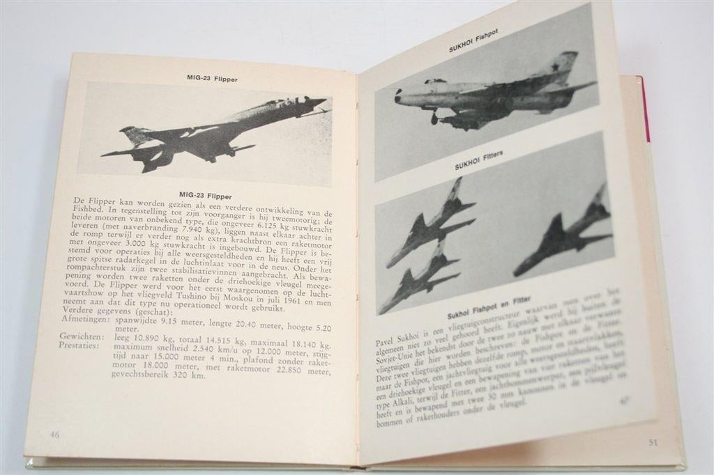 Nieuwste Supersonische Vliegtuigen — Alkenreeks [1965], Verzamelen, Luchtvaart en Vliegtuigspotten, Gebruikt, Schaalmodel, -, -