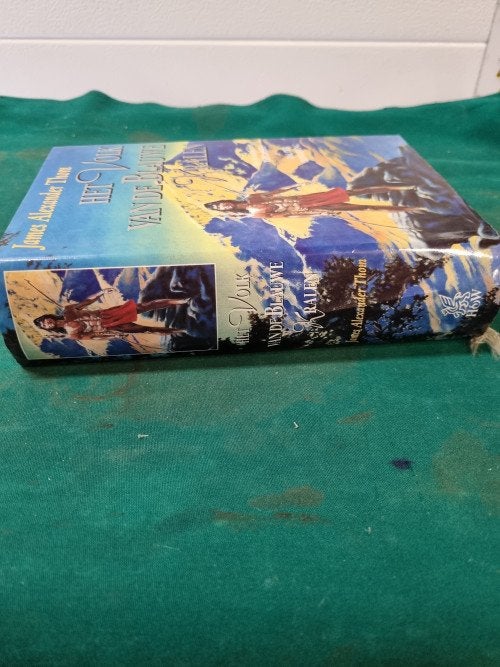 boek het volk van de blauwe kralen, Ophalen of Verzenden
