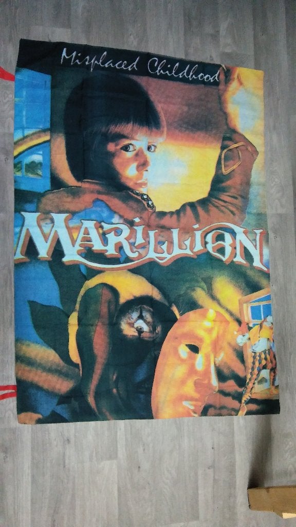 Marillion Misplaced Childhood vintage muziek vlag RARE pop, Verzenden, Zo goed als nieuw, Overige typen