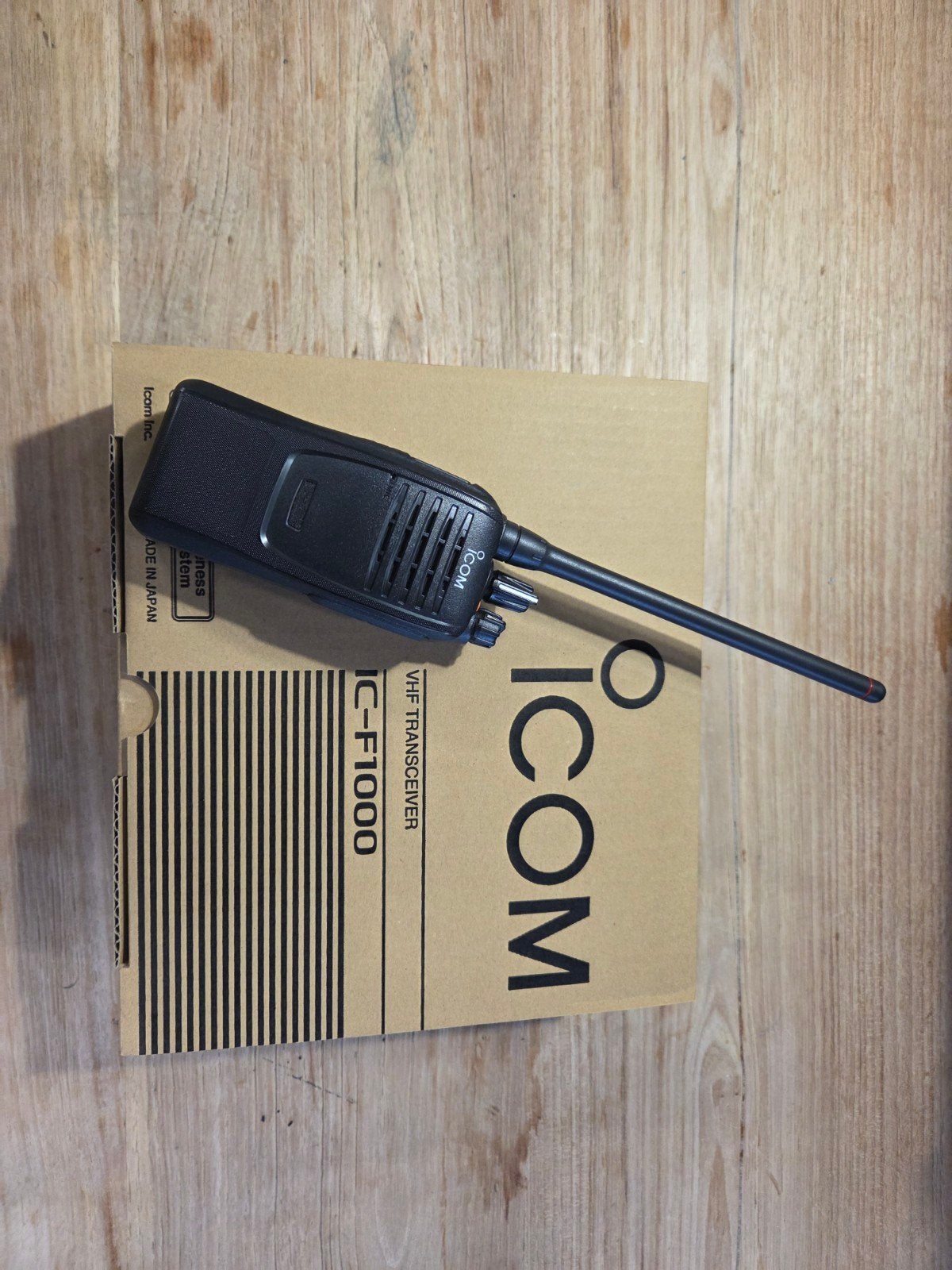Icom IC-F1000 VHF portofoon nieuw, Telecommunicatie, Nieuw, Ophalen of Verzenden, Portofoon of Walkie-talkie, Met broekklem