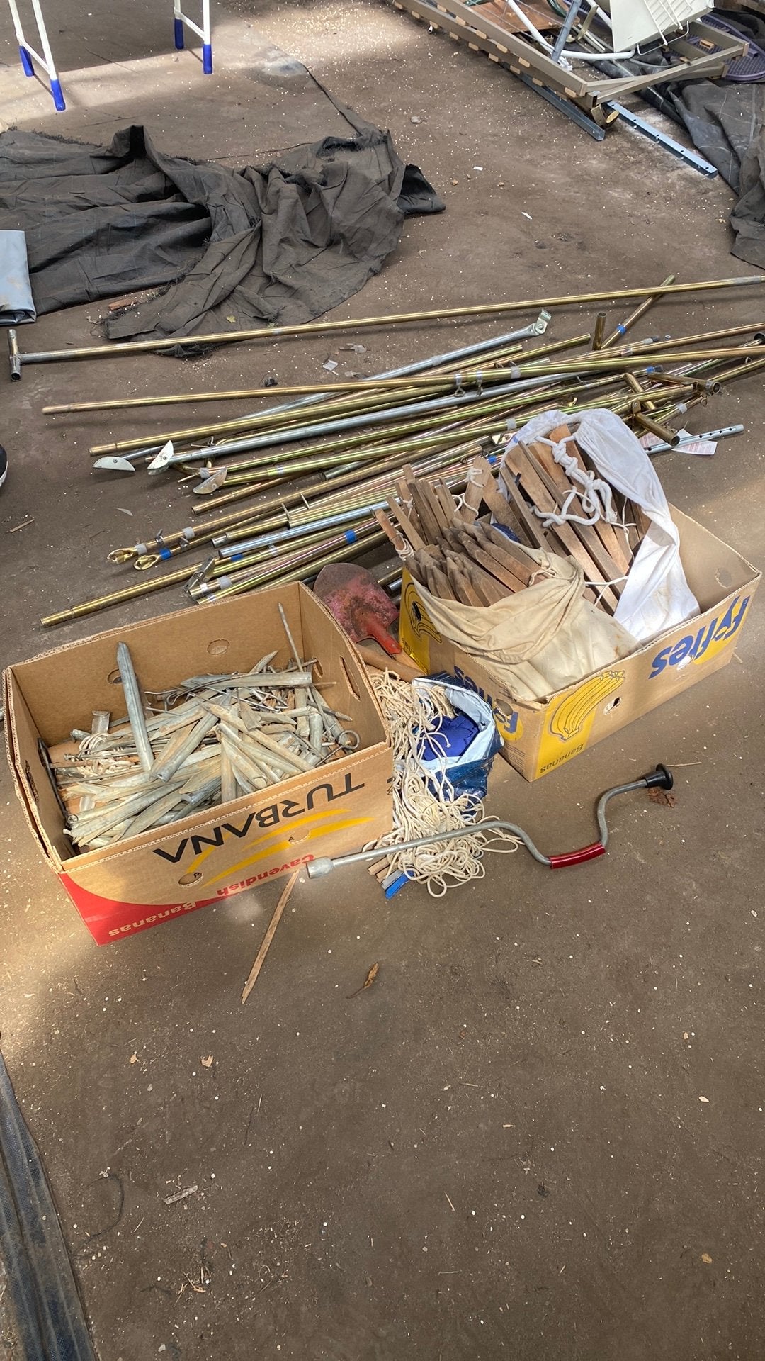 Camping pakket / tentstokken / vouwwagen, Ophalen