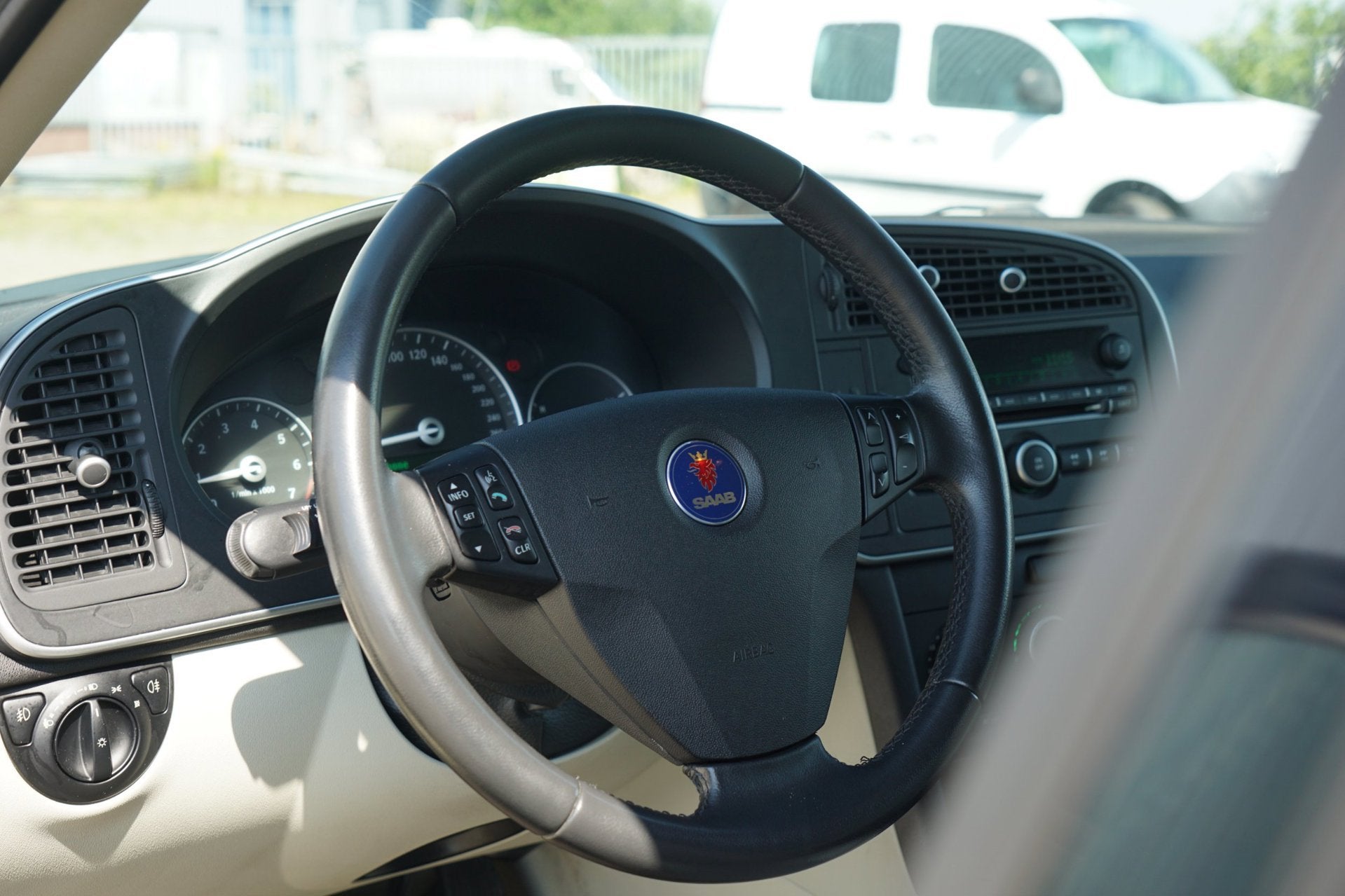 Saab 9-3 Sport Estate 1.8t Linear | Jet Black | Cruise/Xenon, Auto's, Saab, 1998 cc, Stof, Gebruikt, Beige