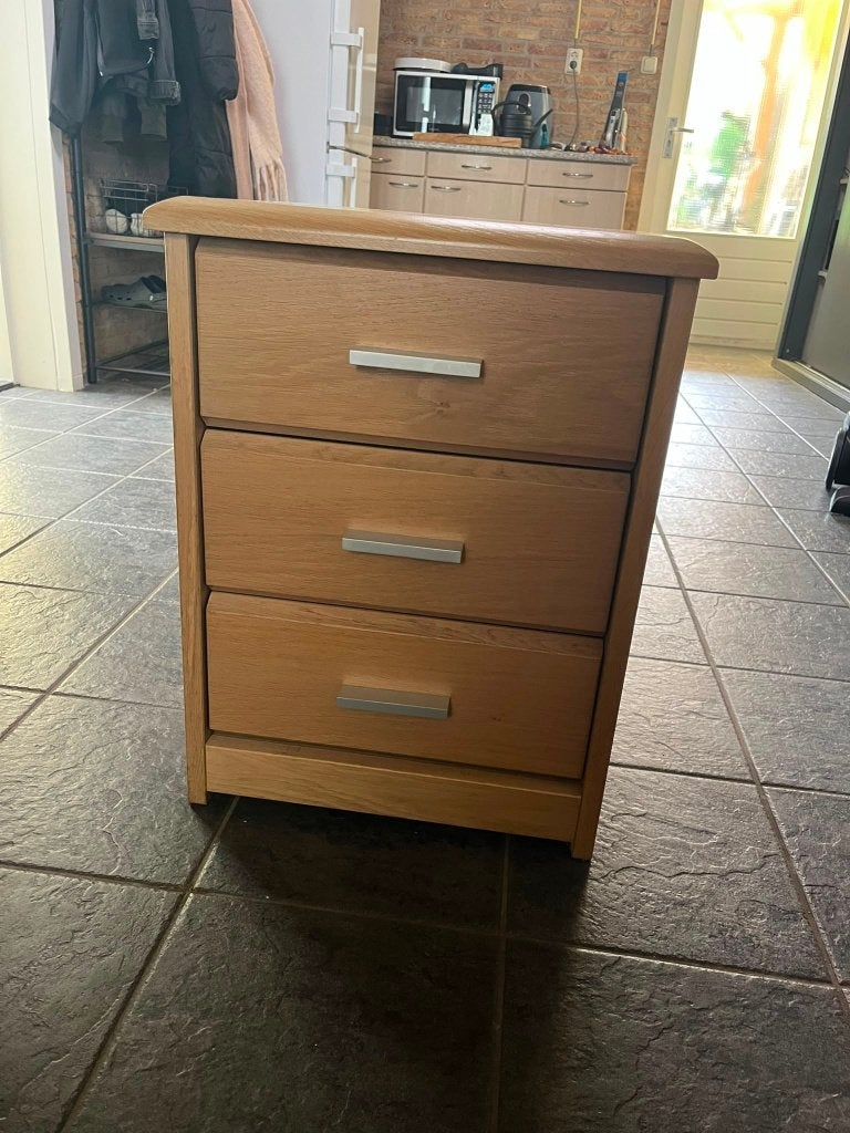 Stevige opbergkast / nachtkastje, Ophalen, Gebruikt, Minder dan 45 cm, 55 tot 70 cm