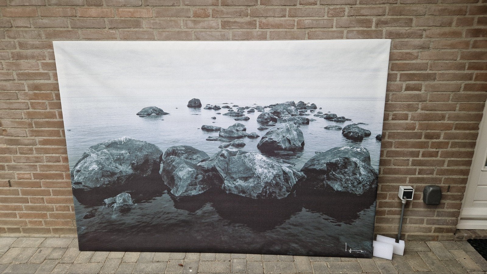 Groot canvas schilderij met rotsen in het water, Ophalen, 125 cm of meer, Zo goed als nieuw, Schilderij