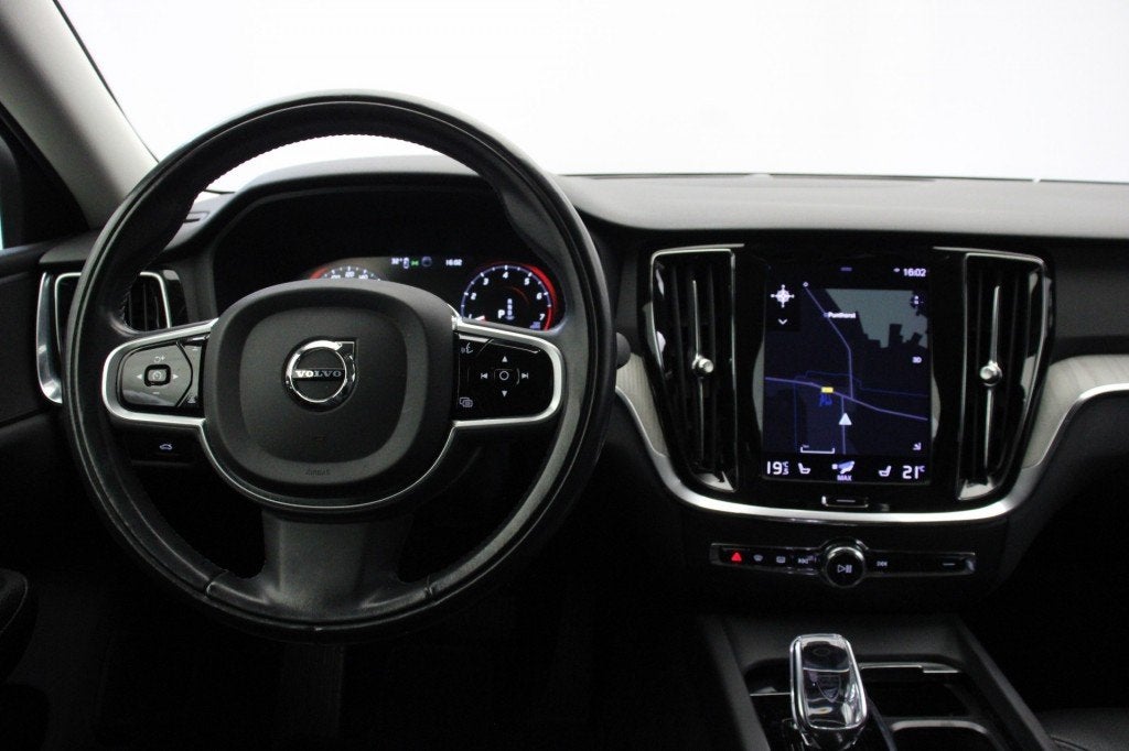 Volvo S60 2.0 B3 Inscription Automaat - Carplay, Camera, Lee, Automaat, 4 cilinders, Bedrijf, Lease