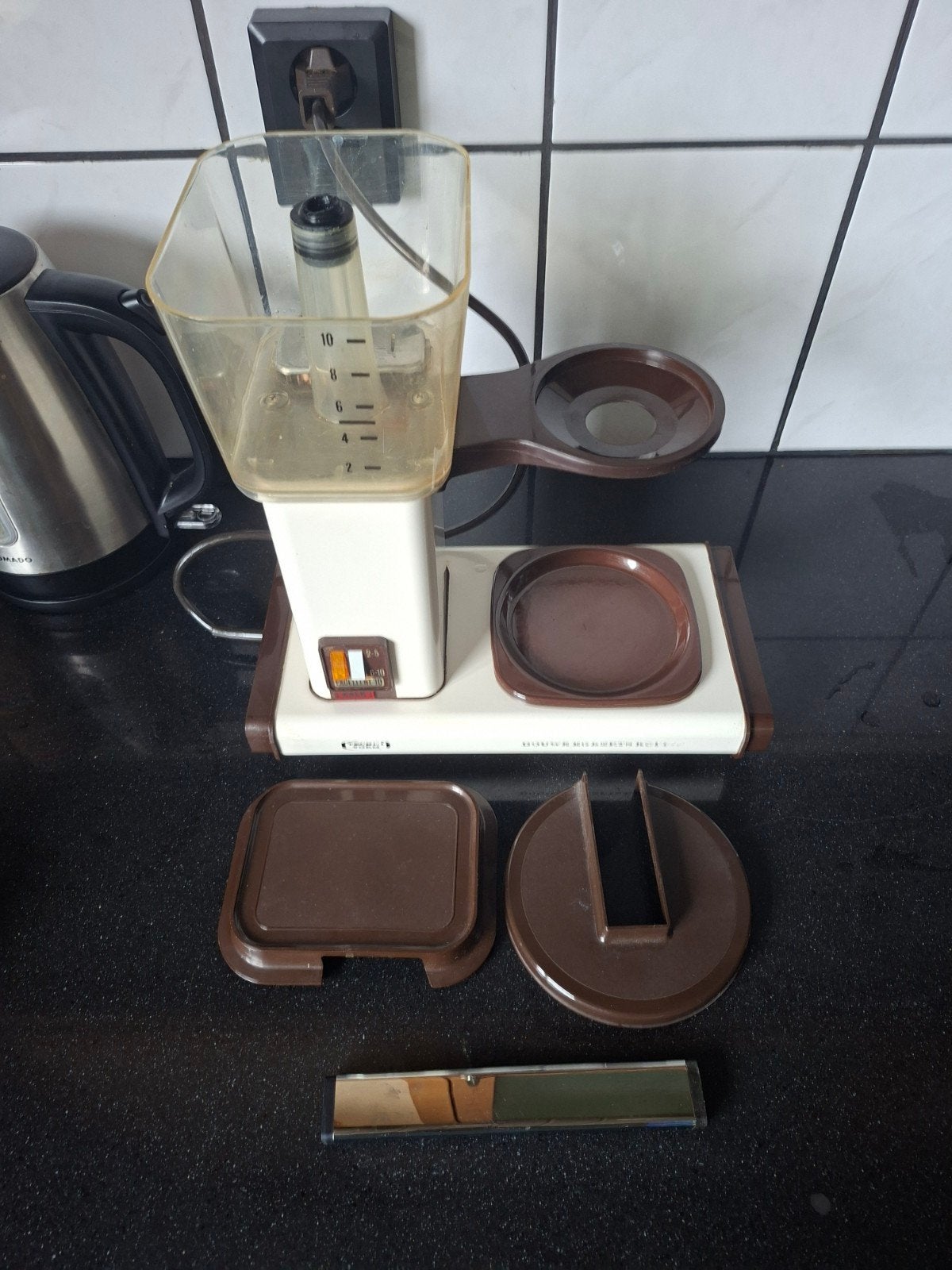 Vintage Douwe Egberts Excellent 10 Koffiezetapparaat, Gebruikt, 10 kopjes of meer, Koffiemachine, Gemalen koffie