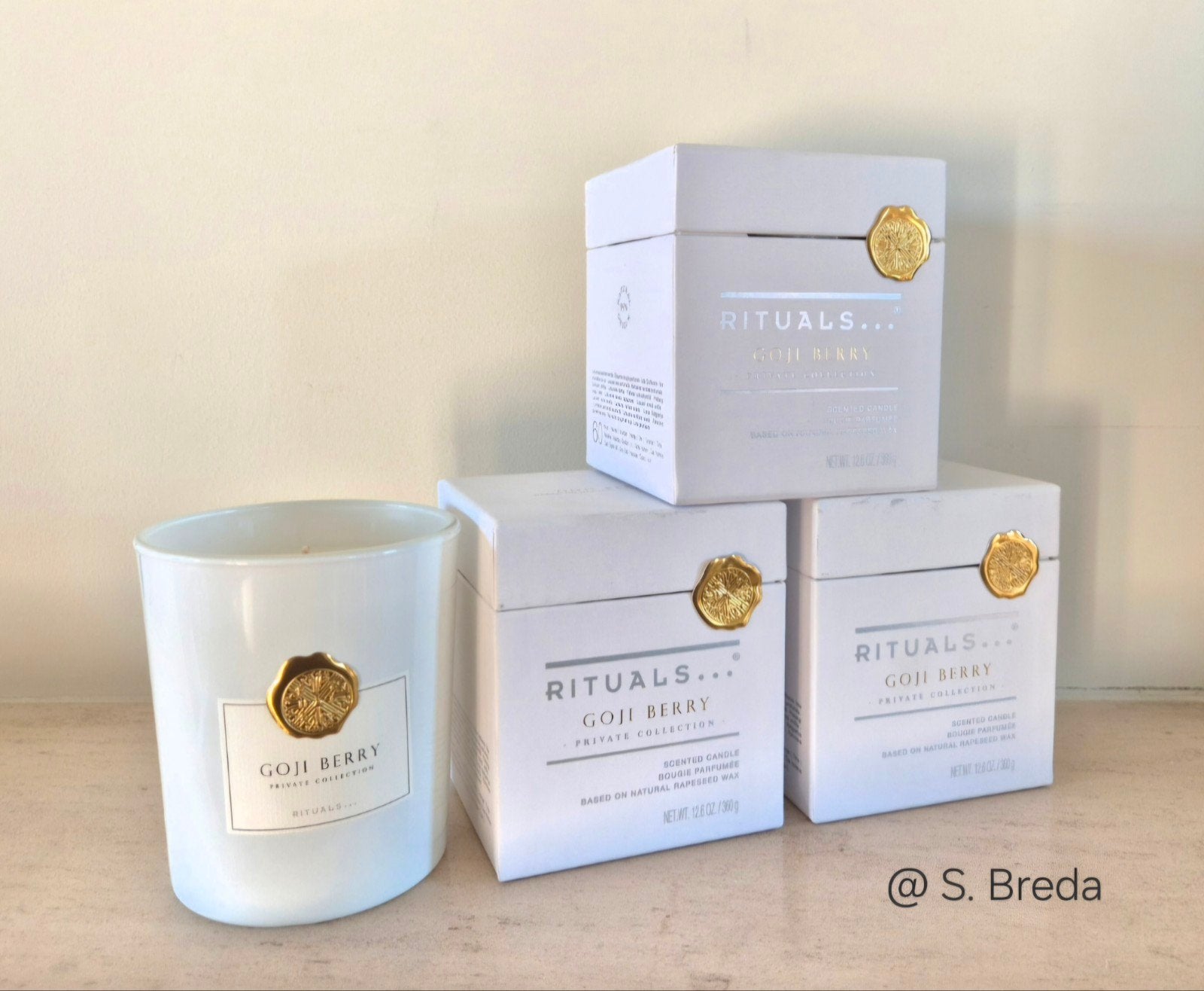 Rituals Geurkaars | Goji Berry | 360 gram kaars (nog 2), Huis en Inrichting, Woonaccessoires | Kandelaars en Kaarsen, Wit, Nieuw