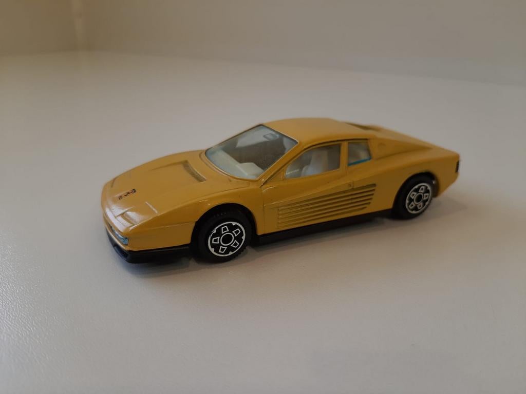 Model auto Burago Ferrari Testarossa schaal 1:43, Ophalen of Verzenden, Gebruikt, Auto, Overige merken