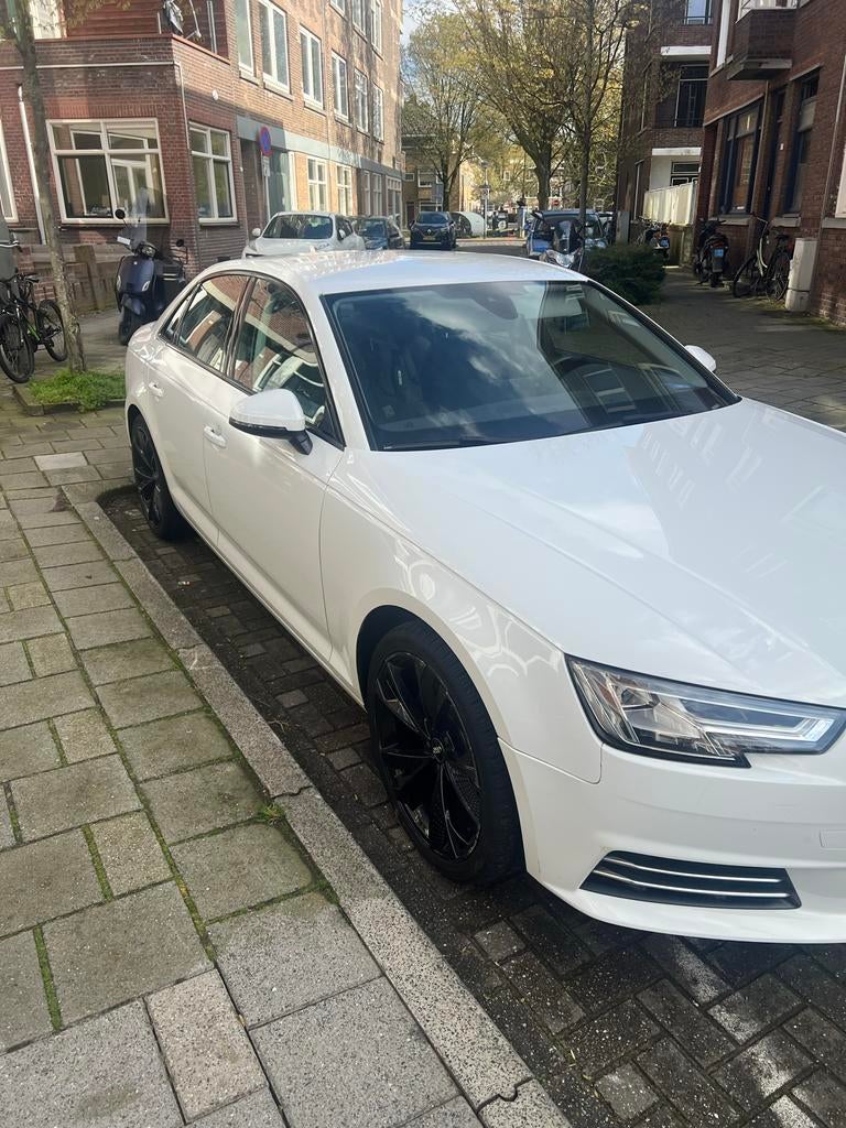 Audi A4 1.4 Tfsi 150pk S Tronic 2018 Wit NIEUW APK MEI 2027, Auto's, Audi, A4, Wit, Origineel Nederlands, 1395 cc
