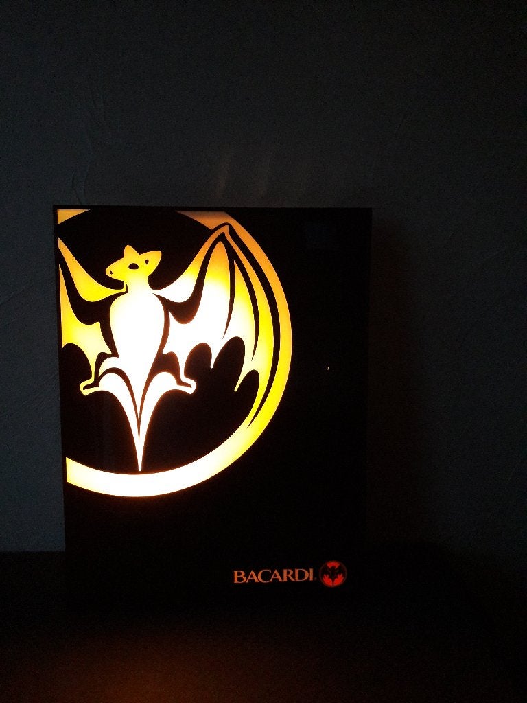 Bacardi lichtreclame, Ophalen of Verzenden, Zo goed als nieuw, Lichtbak of (neon) lamp