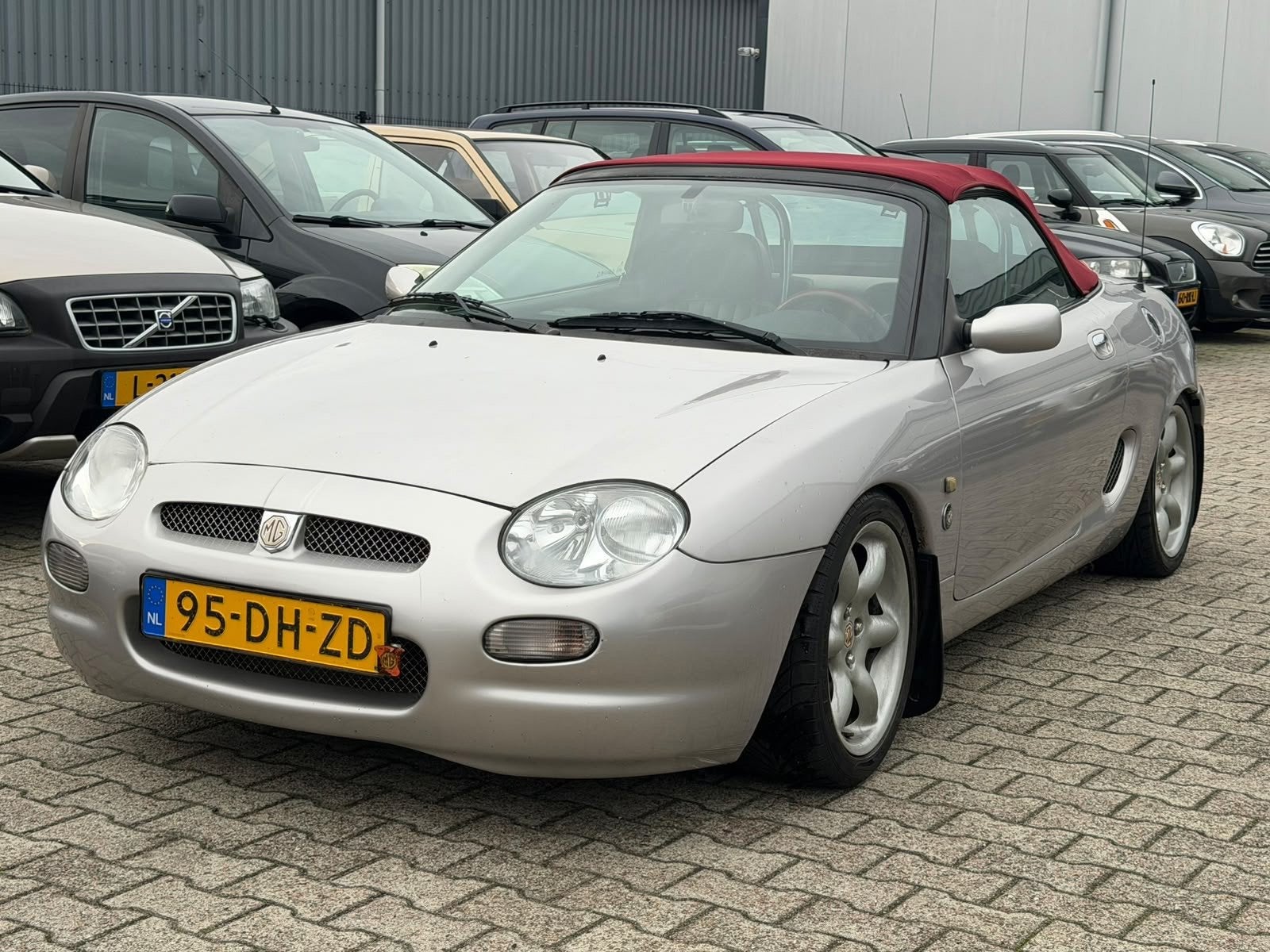 MG F 1.8i 1999 Cabrio Cabriolet Leder APK 09-2027, Auto's, Euro 2, Achterwielaandrijving, Gebruikt, 4 cilinders