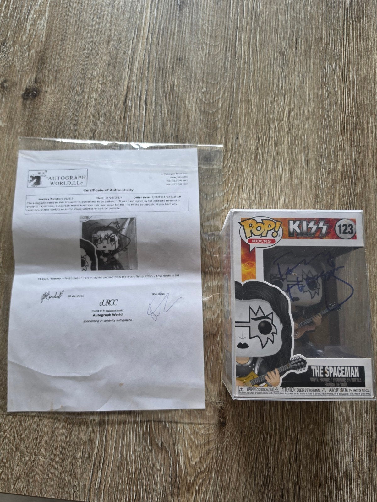 Gesigneerde Funko Pop! KISS The Spaceman met authenticatie, Ophalen of Verzenden, Zo goed als nieuw