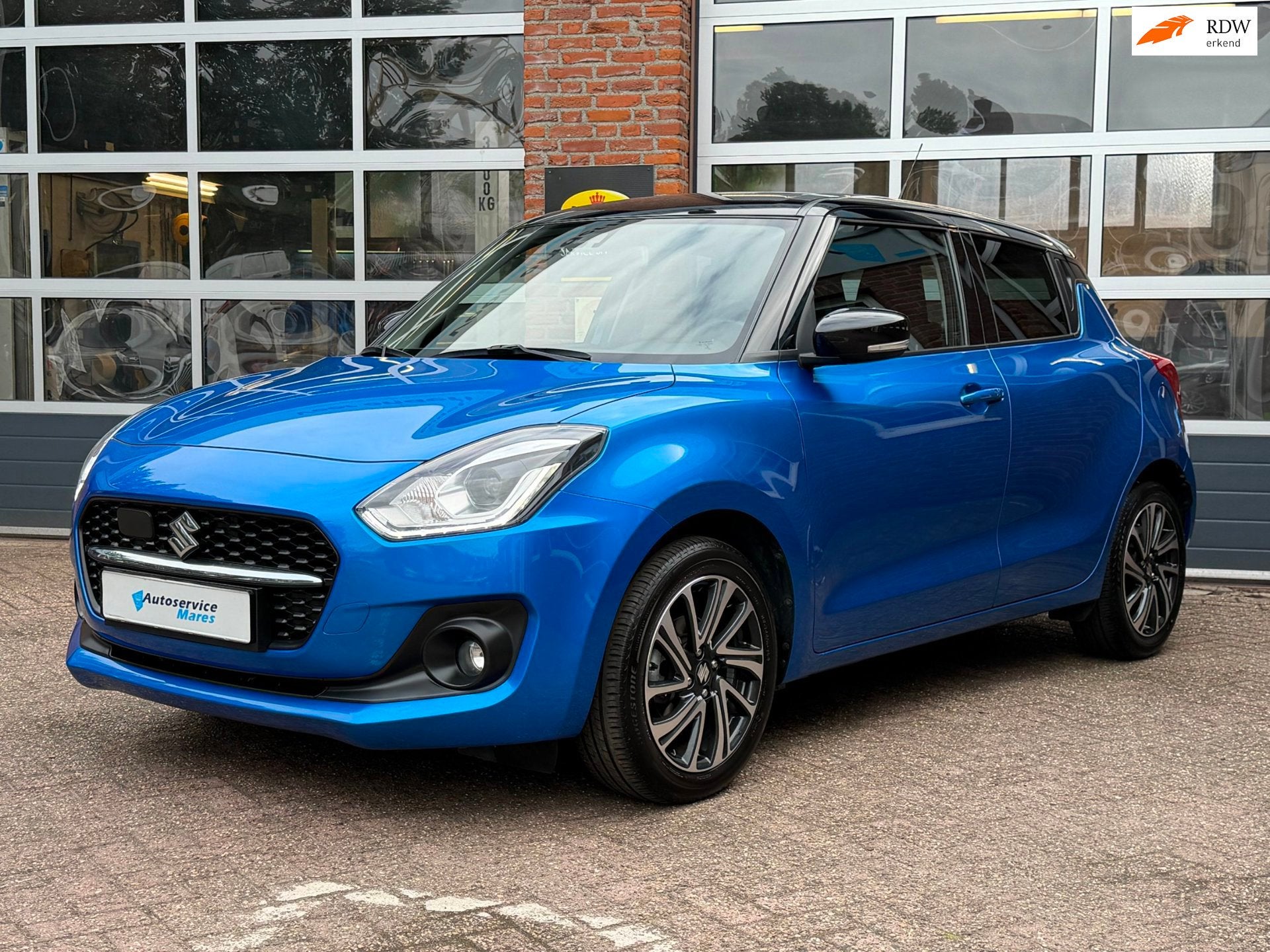 Suzuki Swift 1.2 Style Smart Hybrid, navi, camera, adapt cru, Auto's, 83 pk, Stof, Gebruikt, Zwart