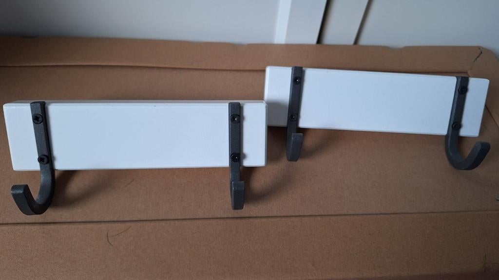 IKEA HJÄLMAREN Wandhaken (2 stuks), Wandhaken, Nieuw, Ophalen of Verzenden, Minder dan 100 cm