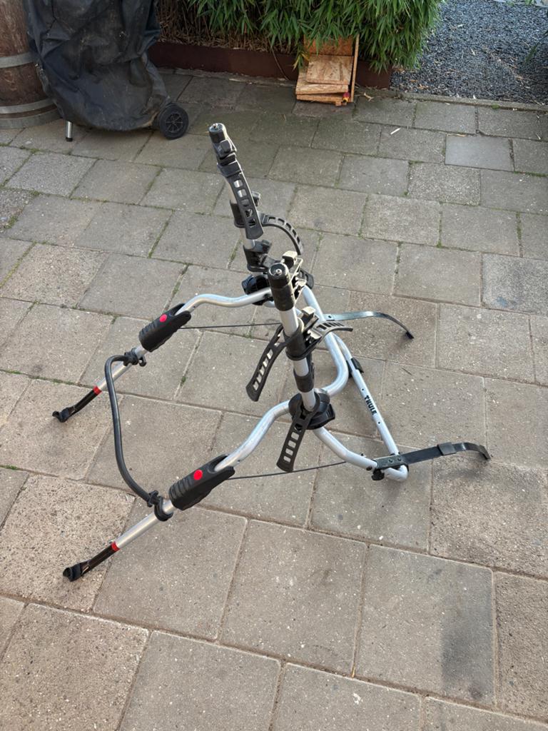 Thule Clipon Hangende Achterklep Fietsendrager, Ophalen, 2 fietsen, Gebruikt, Achterklepdrager