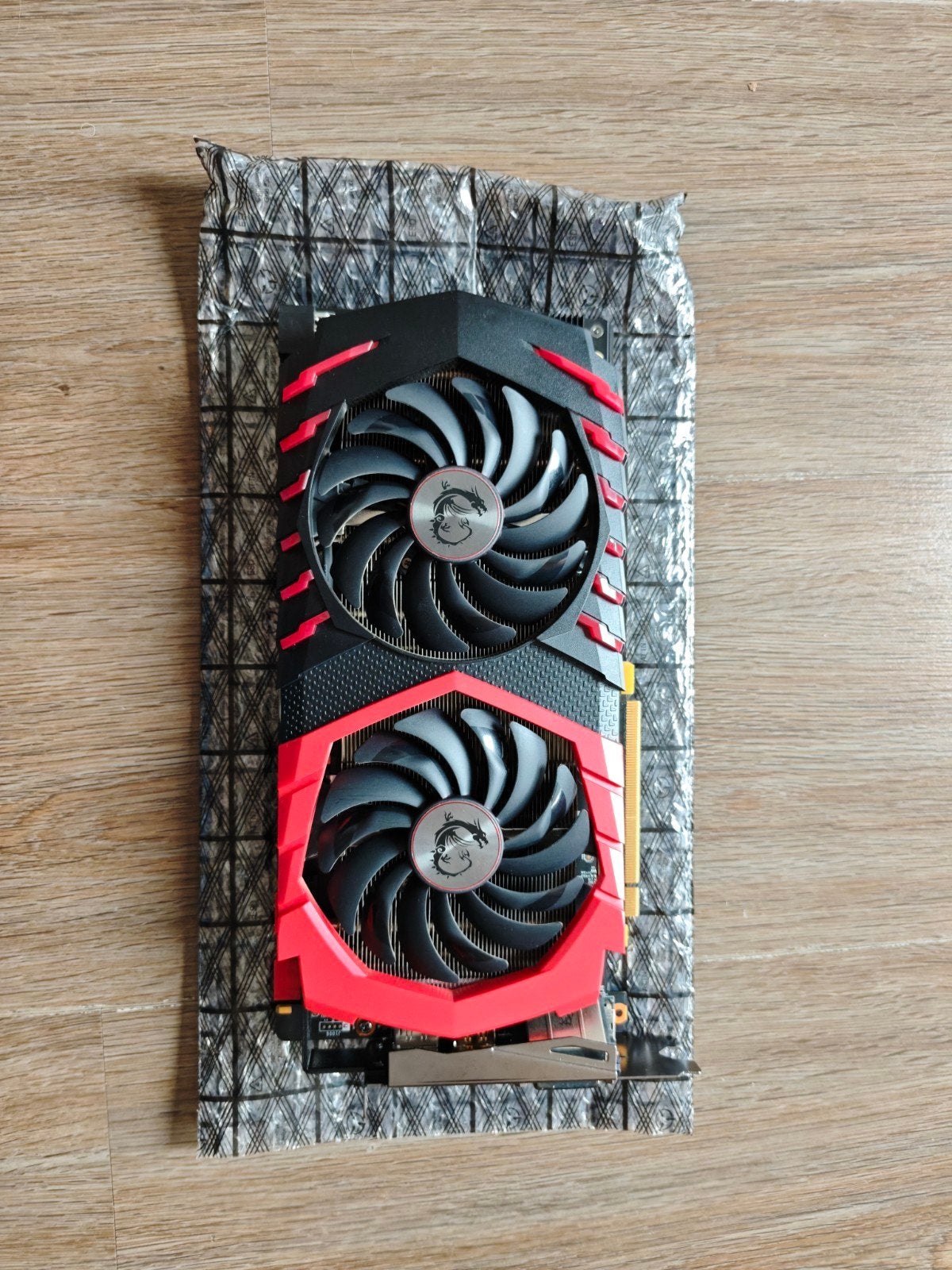 MSI GeForce GTX 1070Ti 8GB, Ophalen, PCI-Express 3, HDMI, Nvidia