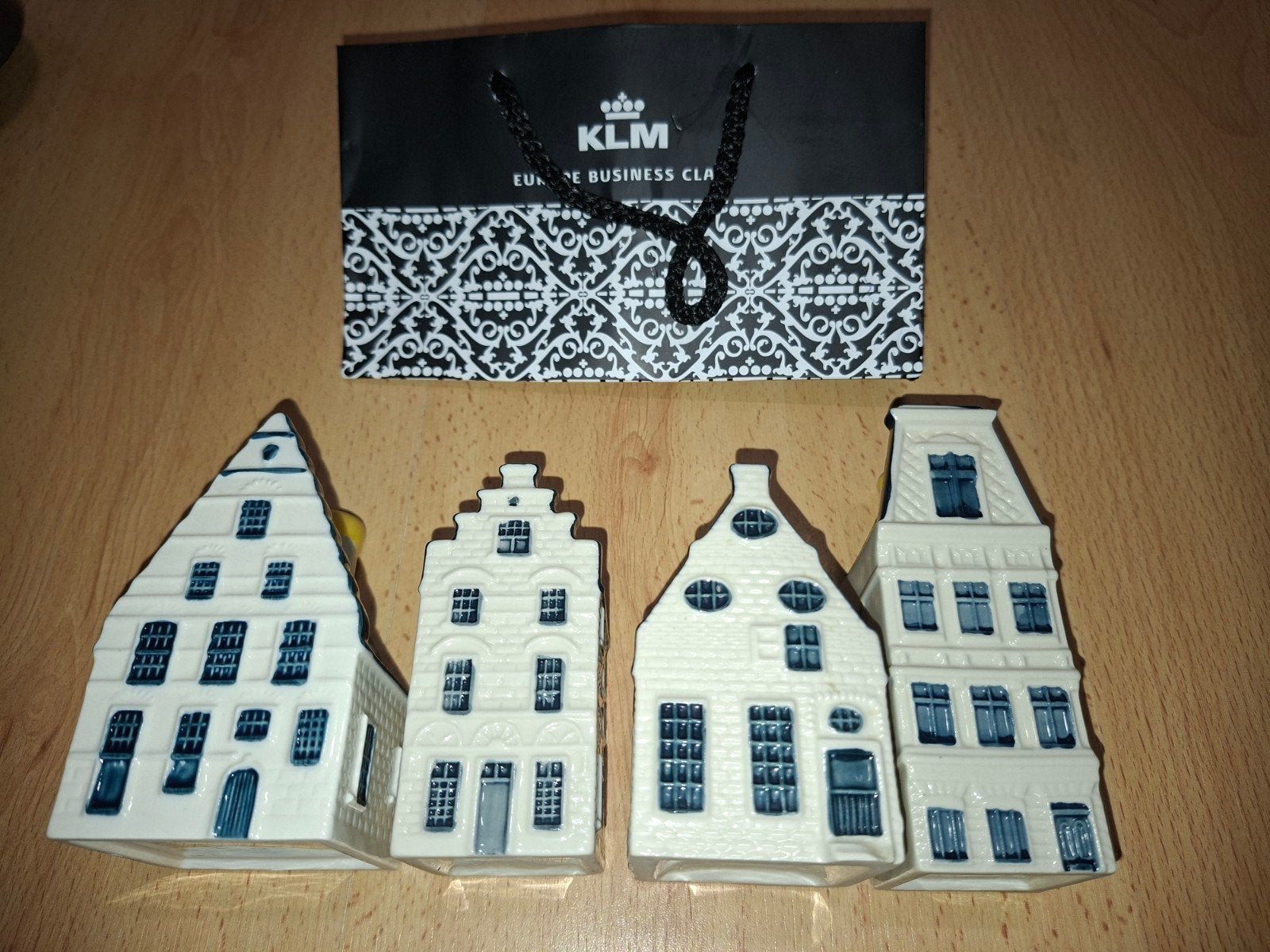 🍓✈️KLM huisjes✈️🍓  uitzoeken, Ophalen of Verzenden, Nieuw, 61 t/m 80, Gevuld