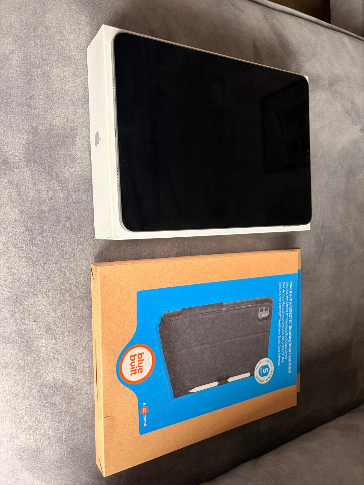 Apple iPad Pro 11 inch (2022) 128GB Wi-Fi + Blue Built hoes, Computers en Software, Apple iPads, 2022 4e generatie, 11 inch, Ophalen of Verzenden