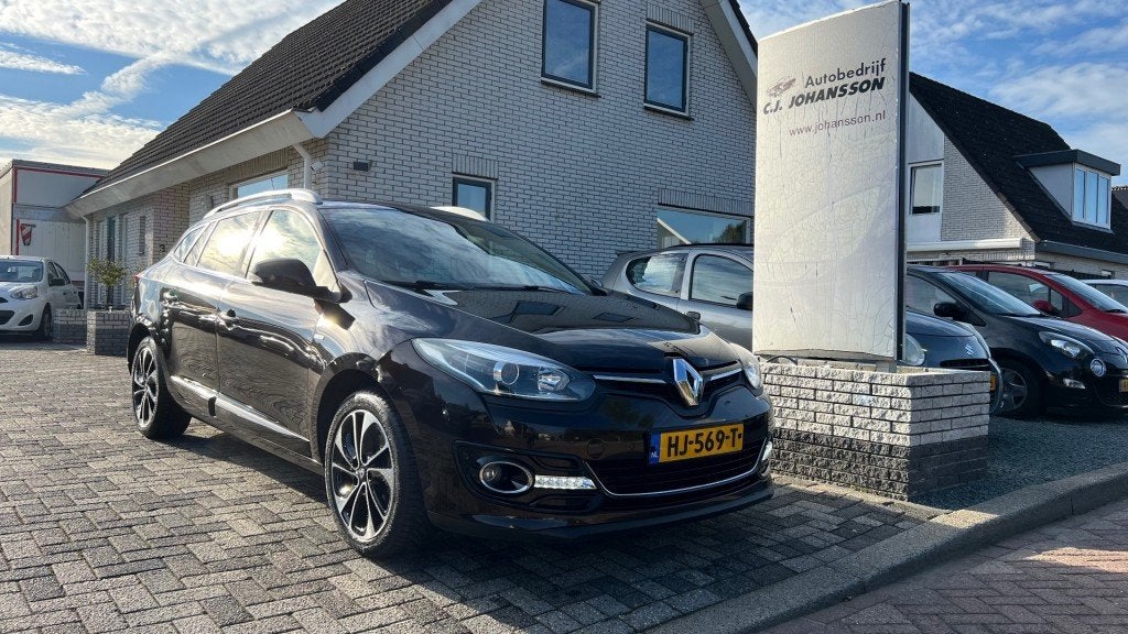 Renault MEGANE Estate 1.2 TCe GT-line automaat, Auto's, Renault, Euro 5, Gebruikt, 4 cilinders, Bruin
