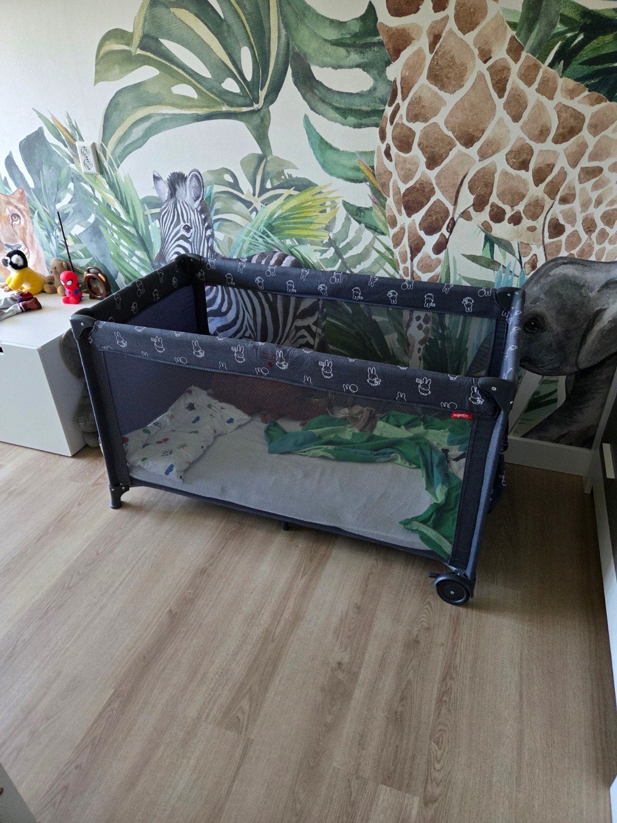 Prenatal campingbedje Nijntje 120x60 cm met extra matras, Ophalen, Gebruikt, Reisbedje