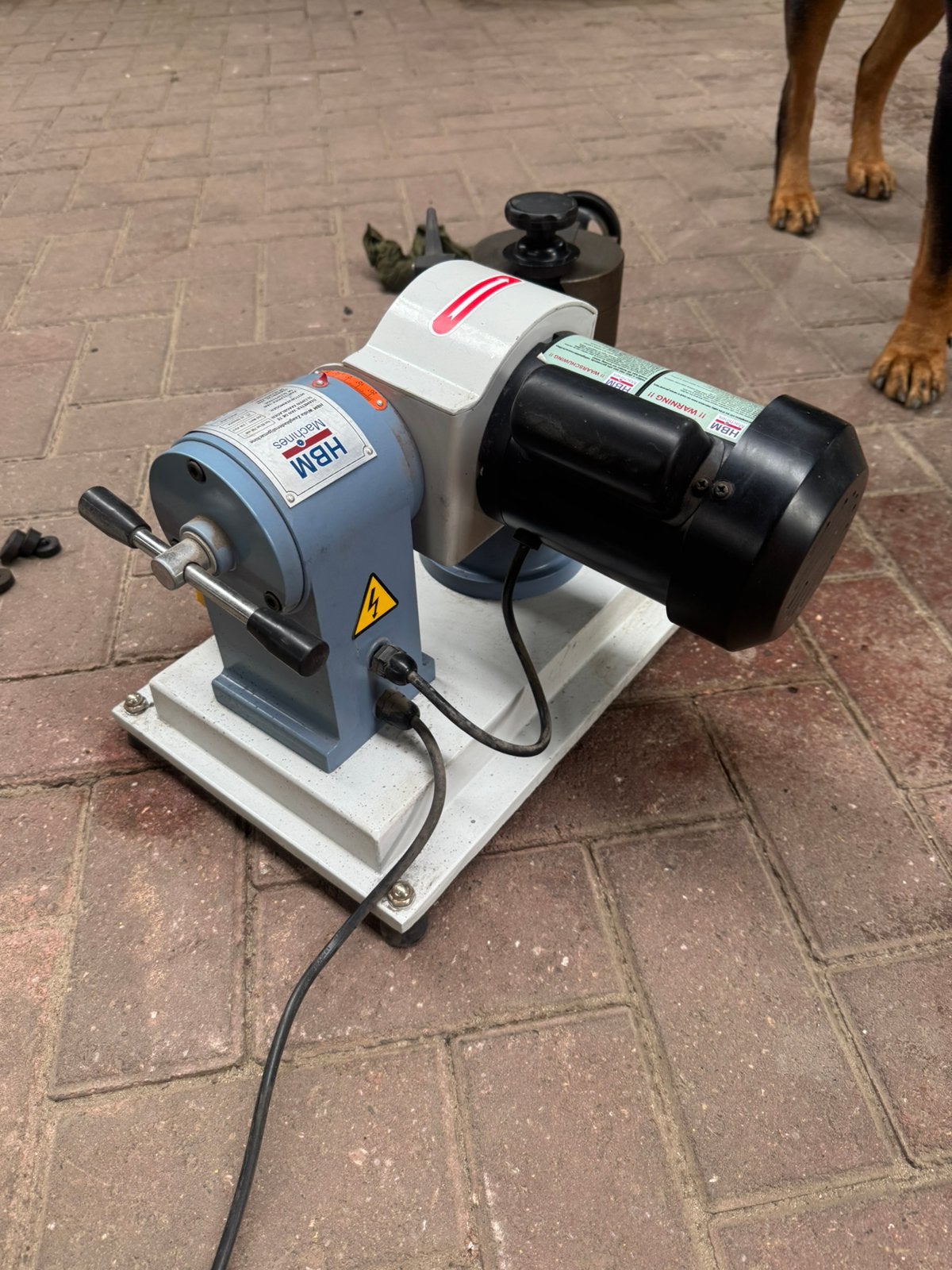 Zaagbladenslijpmachine, Ophalen, Zo goed als nieuw, Minder dan 600 watt, Bandschuurmachine