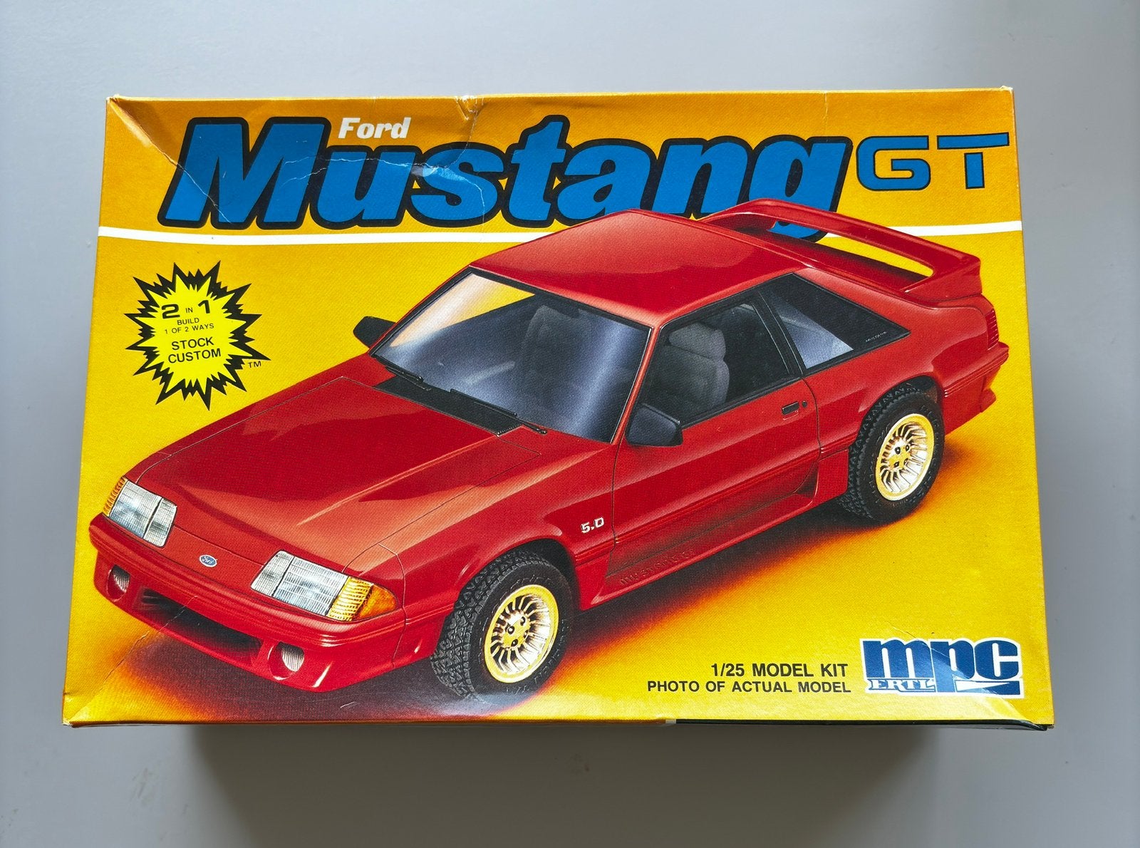 NIEUW in doos! mpc ertl Ford Mustang GT 1/25 twee varianten, Hobby en Vrije tijd, Modelbouw | Auto's en Voertuigen, Overige merken